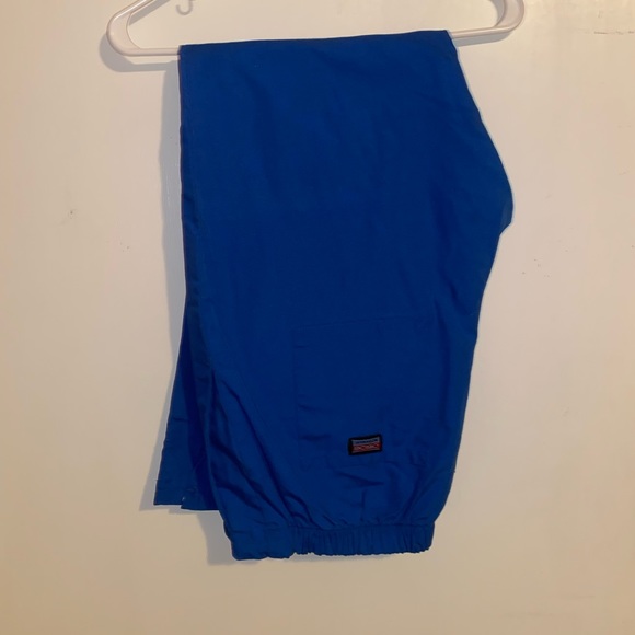 Scrub tops and pants - Picture 4 of 14